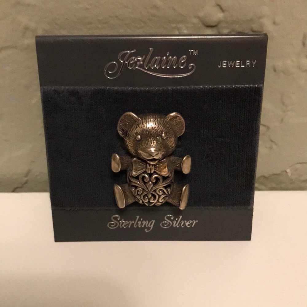 Sterling silver bear brooch